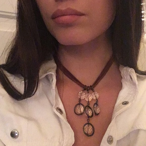 Adjustable leather necklace