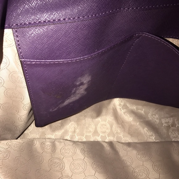 Michael Kors Jet Set Travel Medium Tote - Picture 3 of 4