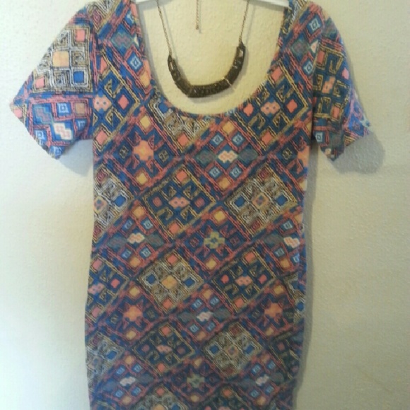 Forever 21 top with necklace