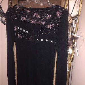 Buckle- Daytrip black floral shirt