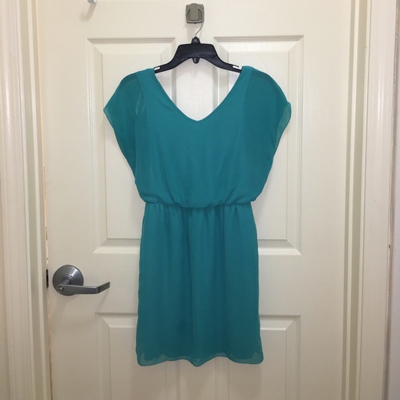Flowy Dress! 👗