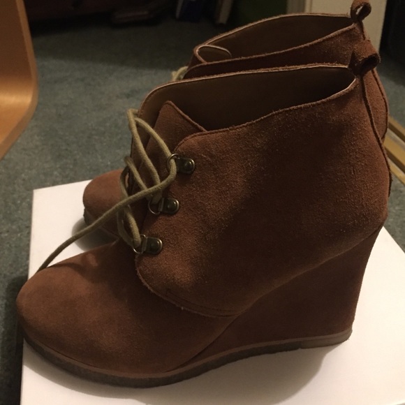 Steve Madden bootie wedges. Size 9.