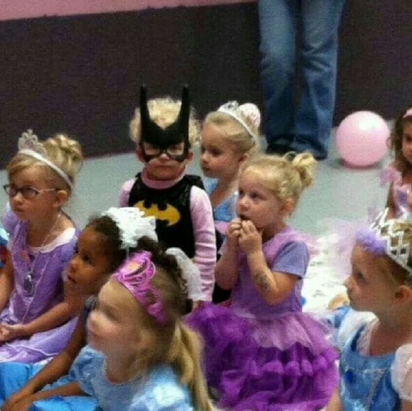 Meet your Posher, Tracy - Picture 1 of 1