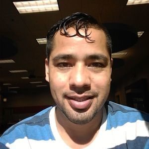 Meet your Posher, Reyes