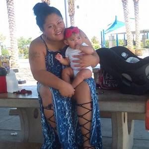 Meet your Posher, Lesili