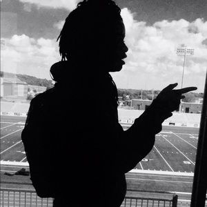 Meet your Posher, Robert