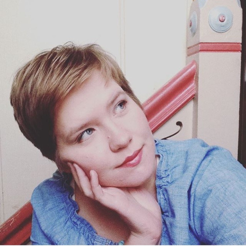 Meet your Posher, Danielle