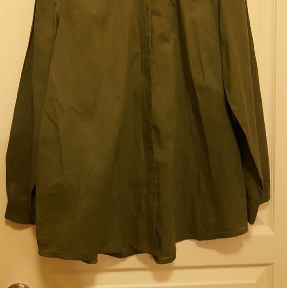 Shirt: button front - Picture 4 of 4