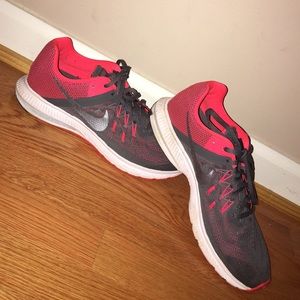 women's nike fitsole tennis shoes!