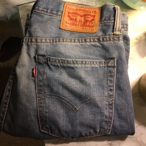 Levi jeans