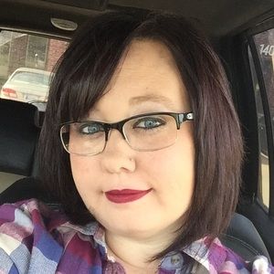 Meet your Posher, Jenaa