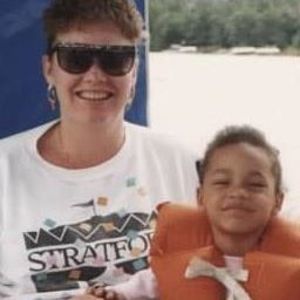 Meet your Posher, Gayle