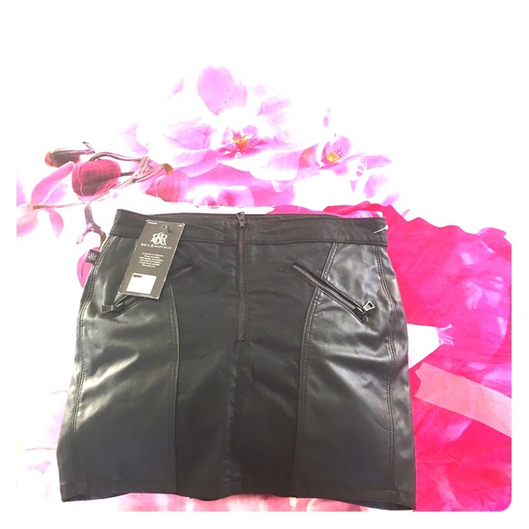 Rock & Republic Dresses & Skirts - 🎉HP🎉 Rock & Republic Skirt (NWT)