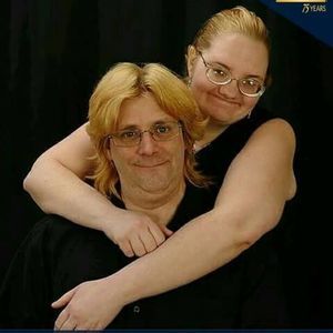 Meet your Posher, Eve