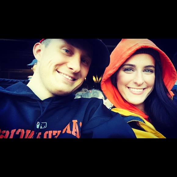 Meet your Posher, Taylor - Picture 2 of 4