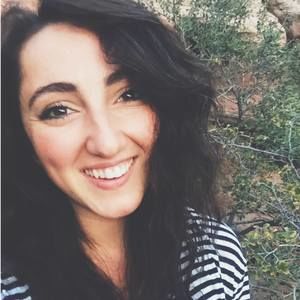 Meet your Posher, Abigail