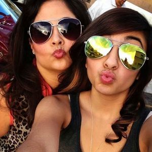 Meet your Posher, Lourie