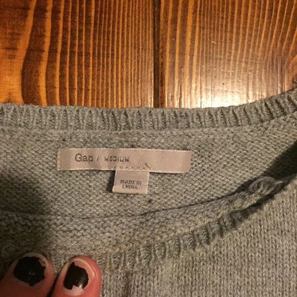 SOLD Part Cashmere 3/4 sleeve sweater. - Picture 4 of 4