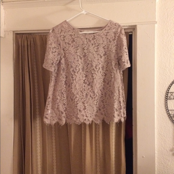 Medium Loft Lace Top