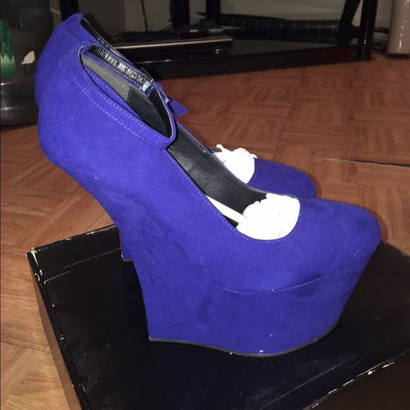 Electric blue suede half wedge shoes