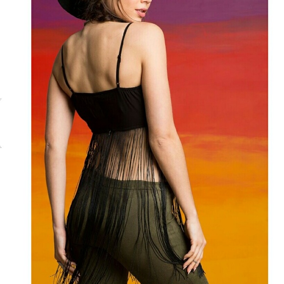 🌷REDUCED PRICE!🌷👚 🆕 Shake Down Fringe Top👚 - Picture 3 of 4