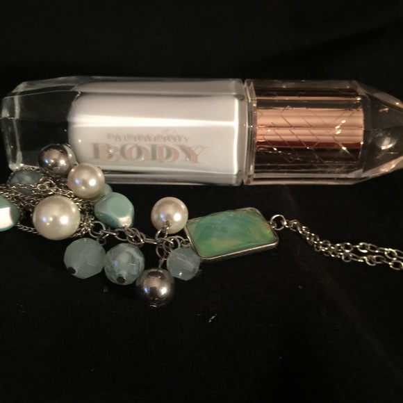 Burberry Body lotion