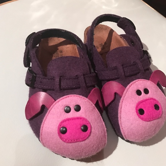 🚩On hold🚩Excellent condition Birki's girl clogs