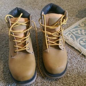 Men's boots
