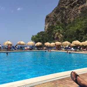 Meet your Posher, Lucy