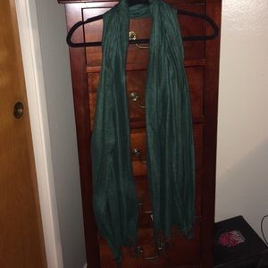 Hunter green scarf