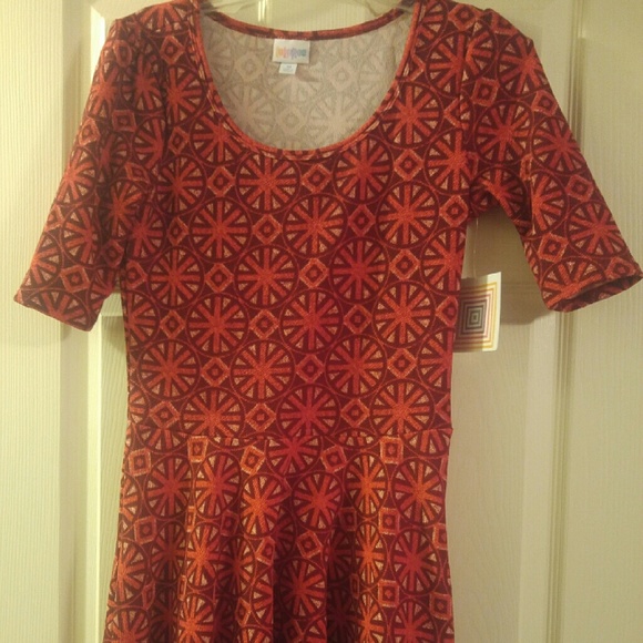 Awesome Lularoe Nicole dress. Brand new.