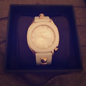 Vince Camuto Woman's Timepiece VC/5106