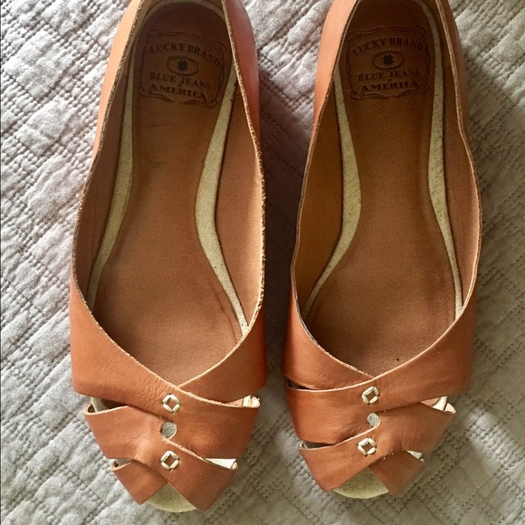 Lucky Brand shoes