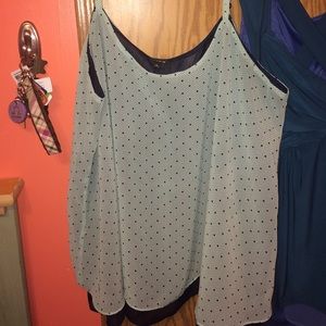 Mint green tank with blue under layer & black star