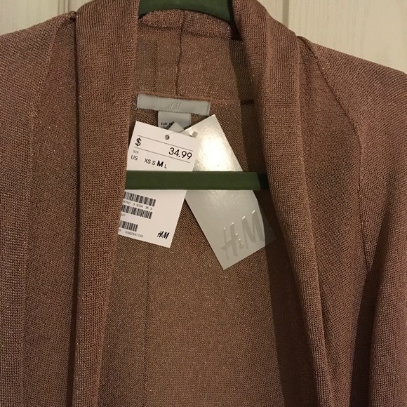 Matching sheer top and Cardigan sweater - Picture 2 of 4