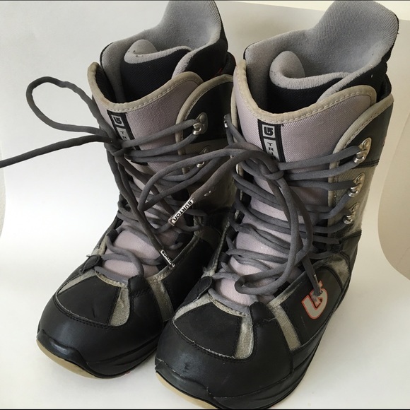 Burton snowboard boots sz 9