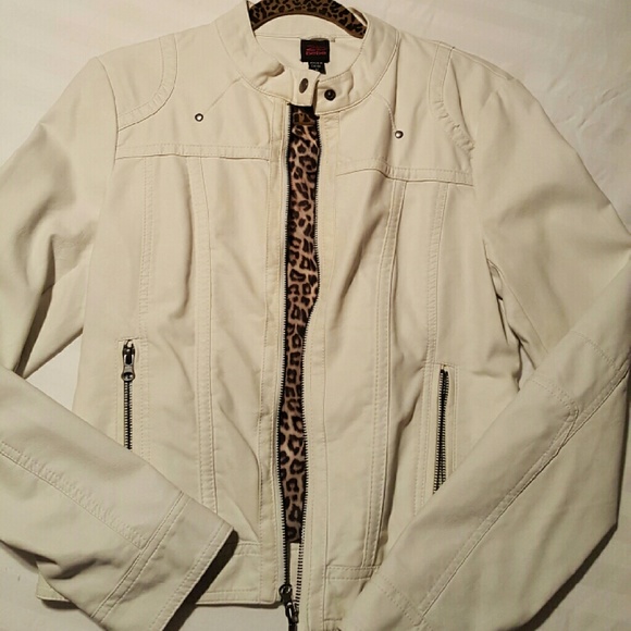New 2B Bebe Faux White Leather Jacket