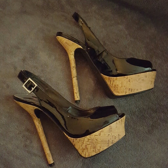 Patent leather peep toe high heels