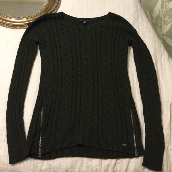 💚Comfy Cozy AE Cable Knit💚