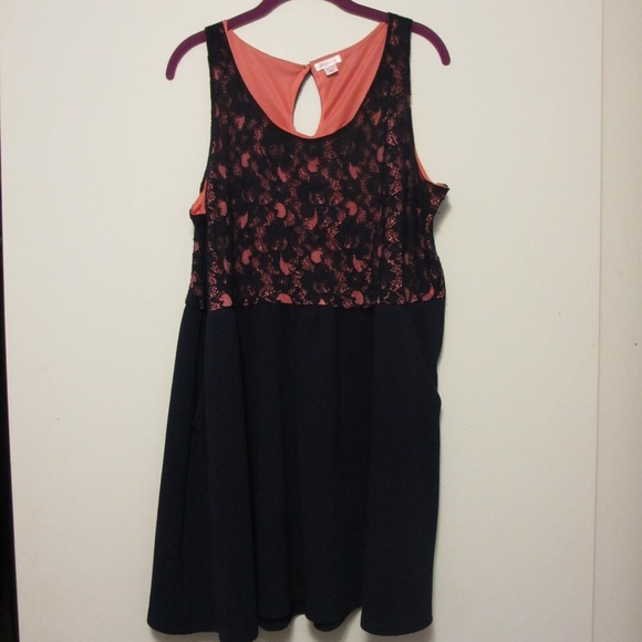 Lace Skater Dress (XXL)
