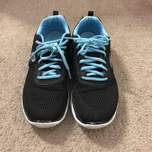 Skechers flex sole with memory foam