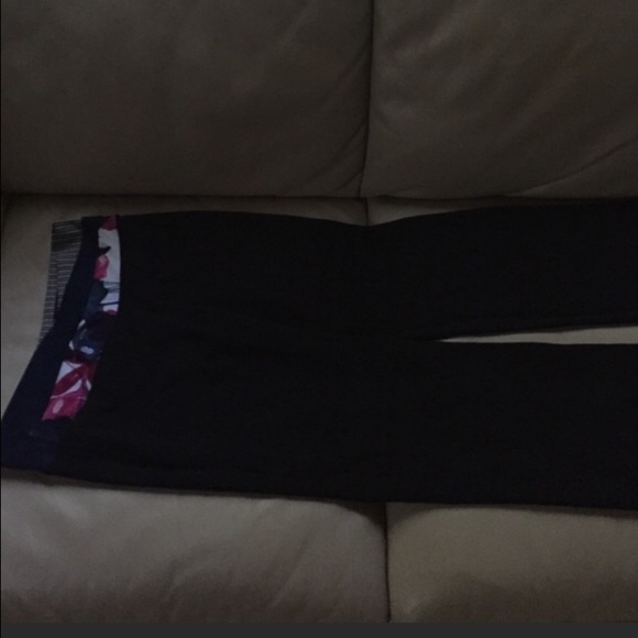 Lululemon yoga pants boot cut