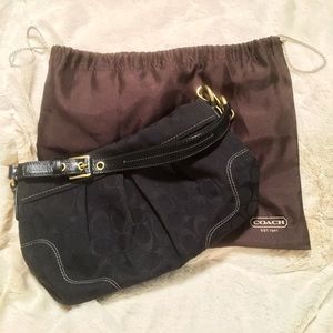 Coach Black Hamptons Signature Hobo Bag #12918