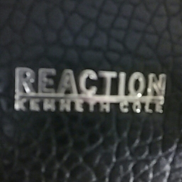 Kenneth Cole Reaction Bag-Black