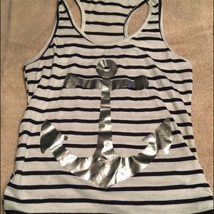 Sliver anchor striped tank
