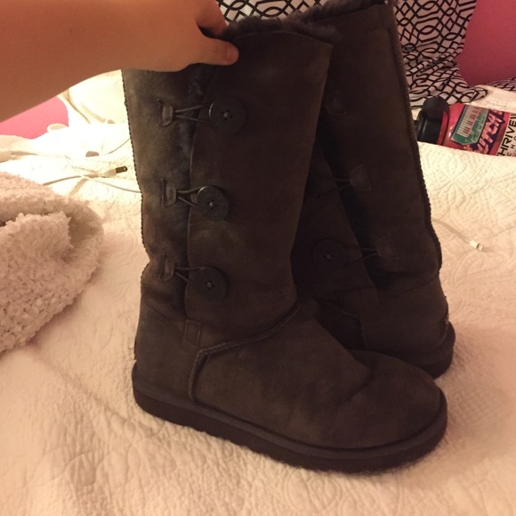 what to wear with navy blue uggs what to wear with navy blue uggs