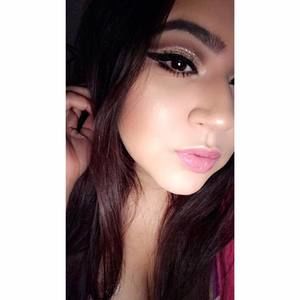 Meet your Posher, Stacey