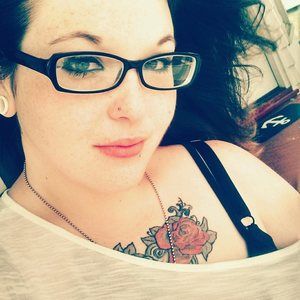 Meet your Posher, Alexis