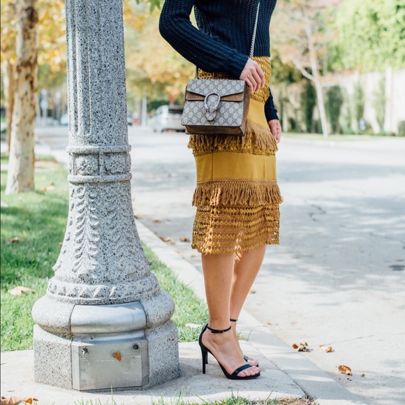 MUSTARD FRINGE CROCHET LACE KNEE SKIRT