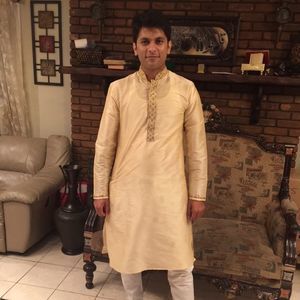 Meet your Posher, Tayyeb